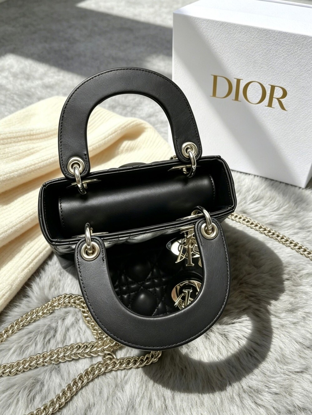 Mini Lady Dior Bag Black Cannage Lambskin - Picture 6 of 7